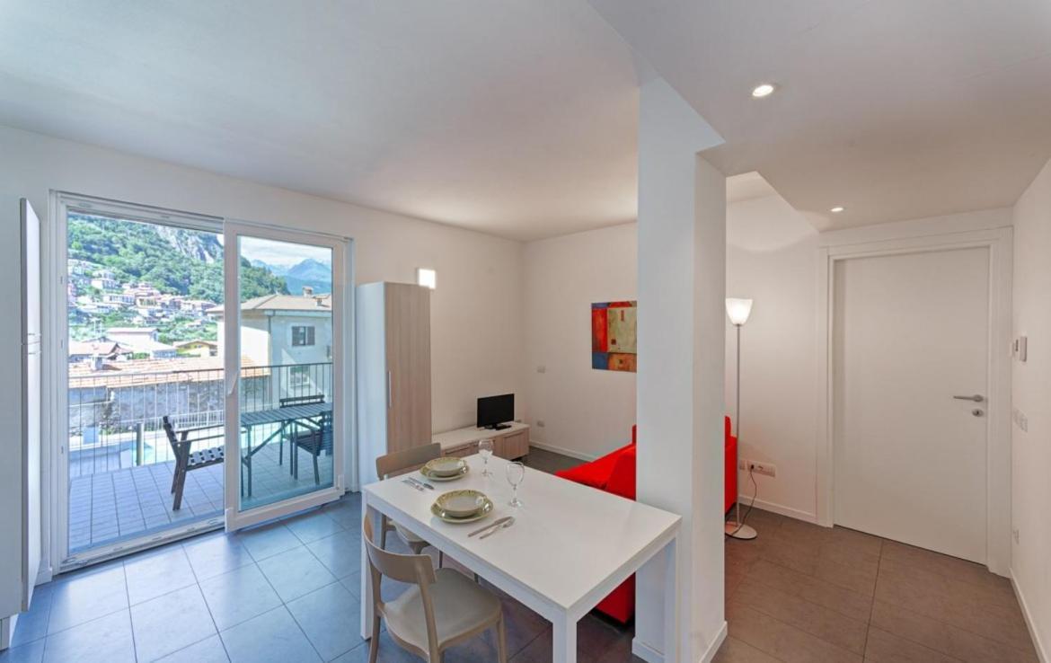 The Sunshine - Apartments With Pool Musso Buitenkant foto